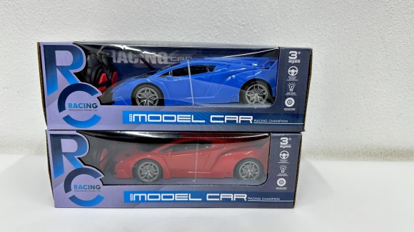 Машинка на пульте р/у, свет. эффекты, в/к 24,5*11*8 см