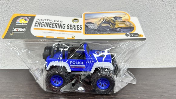 899-24               Джип в пакете. Размер: 13х7х9см.